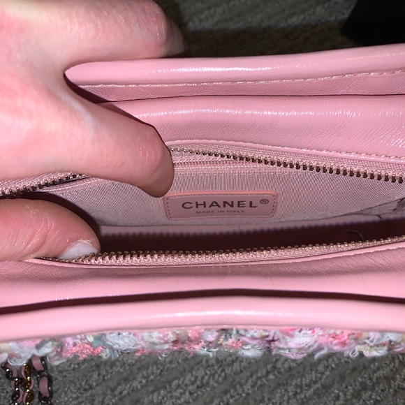 Chanel Pink Tweed Small Gabrielle - Picture 5 of 12